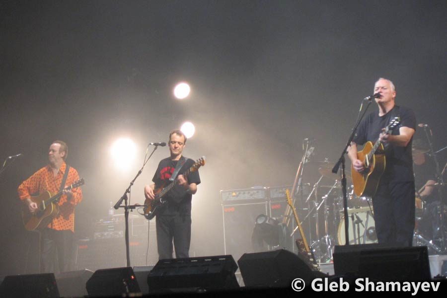 David Gilmour 24.3.2006 Mailand Teatro Degli Acrimboldi David Gilmour 24.3.2006 Mailand Teatro Degli Acrimboldi