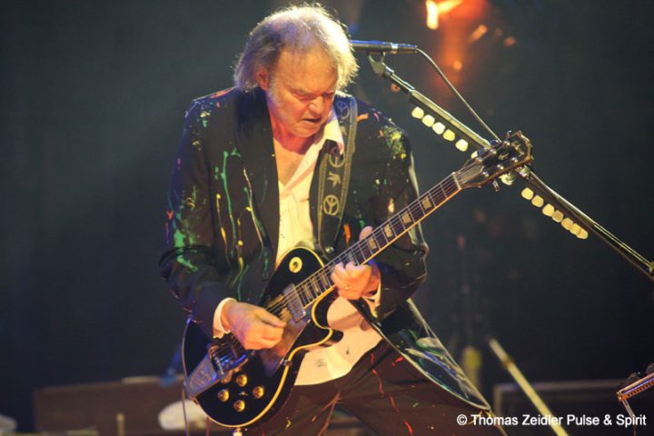 Neil Young 17.8.2008 Wiesen Lovely Days Festival