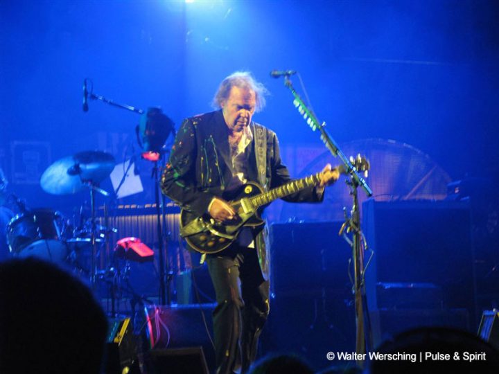 Neil Young 17.8.2008 Wiesen Lovely Days Festival