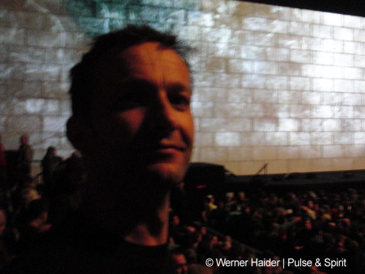 Roger Waters 15.4.2011 Prag O2 Arena Roger Waters 15.4.2011 Prag O2 Arena