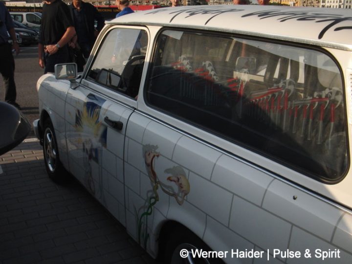 Roger Waters 15.6.2011 Berlin O2 World Roger Waters 15.6.2011 Berlin O2 World