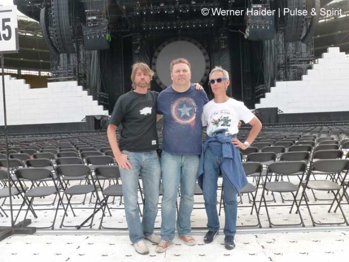 Roger Waters 23.8.2013 Wien Ernst Happel Stadion Roger Waters 23.8.2013 Wien Ernst Happel Stadion