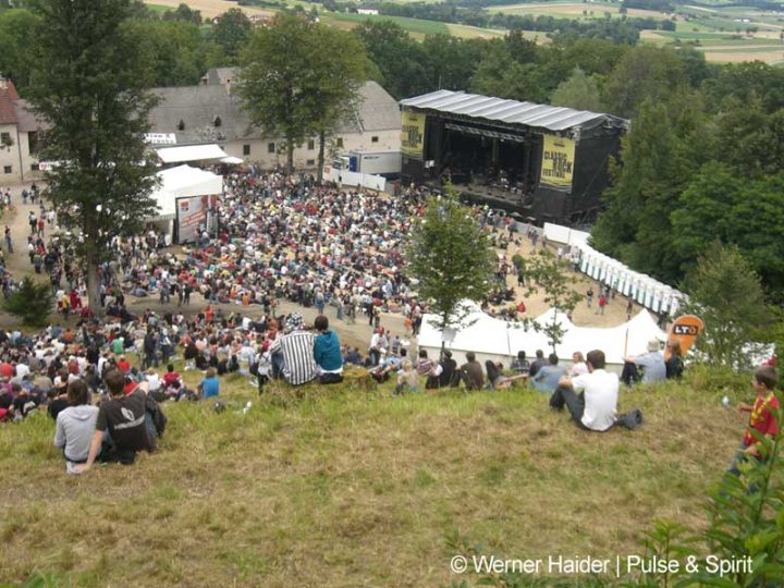 The Australian Pink Floyd Show 11.7.2009 Burg Clam The Australian Pink Floyd Show 11.7.2009 Burg Clam