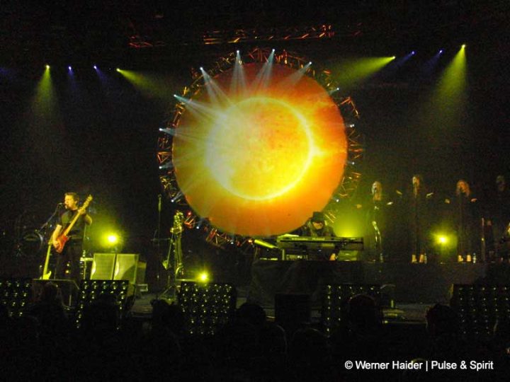 The Australian Pink Floyd Show 13.2.2011 Wien Gasometer The Australian Pink Floyd Show 13.2.2011 Wien Gasometer