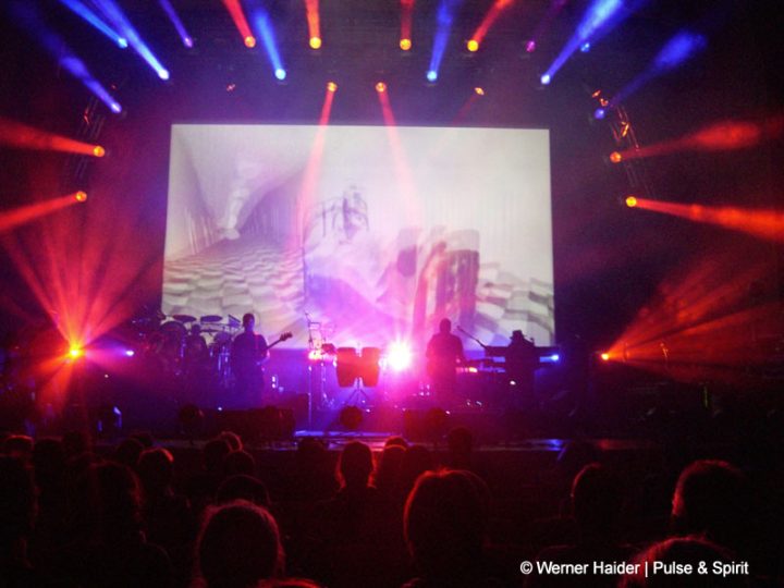 The Australian Pink Floyd Show 14.3.2010 Linz Brucknerhaus The Australian Pink Floyd Show 14.3.2010 Linz Brucknerhaus