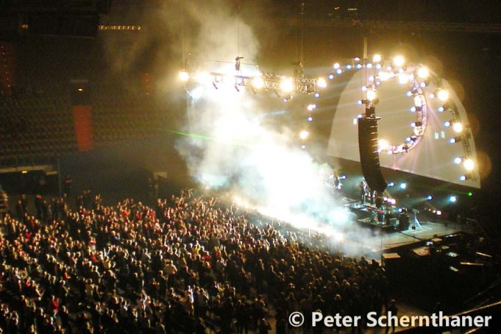 The Australian Pink Floyd Show 22.3.2010 München Olympiahalle The Australian Pink Floyd Show 22.3.2010 München Olympiahalle