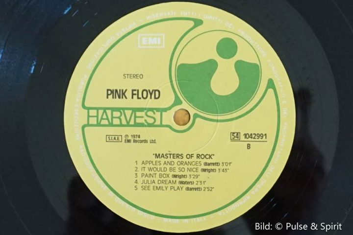Masters of Rock, Vinyl, Label