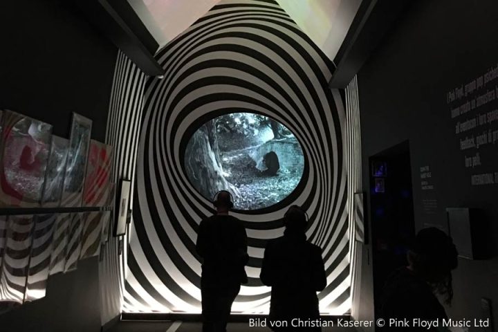Pink Floyd Exhibition Rom Macro