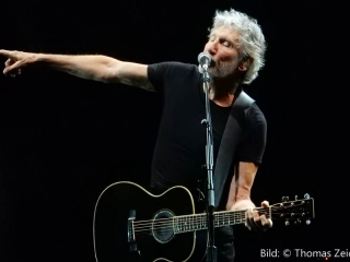 Roger Waters 13.4.2018 Barcelona Palau Sant Jordi Roger Waters 13.4.2018 Barcelona Palau Sant Jordi