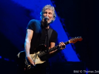 Roger Waters 13.4.2018 Barcelona Palau Sant Jordi Roger Waters 13.4.2018 Barcelona Palau Sant Jordi