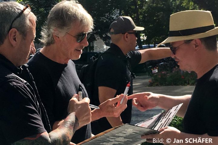Roger Waters 5.8.2018 Gdansk Hotel Sheraton Roger Waters 5.8.2018 Gdansk Hotel Sheraton