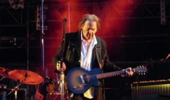 Neil Young&#039;s The Electric Band 19.8.2008 Berlin Zitadelle