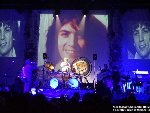 Nick Mason 11.6.2022 Wien, Gasometer Nick Mason 11.6.2022 Wien, Gasometer