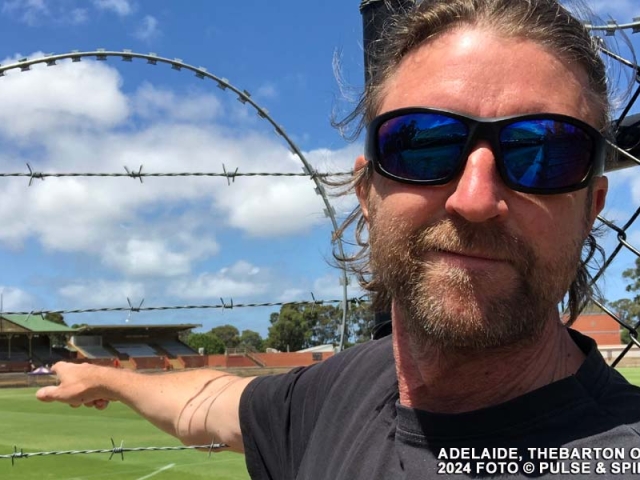 Adelaide, Thebarton Oval