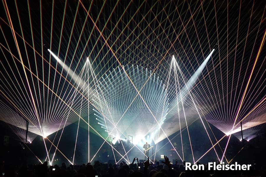 David Gilmour 6.4.2016 Chicago David Gilmour 4.4.2016 Chicago