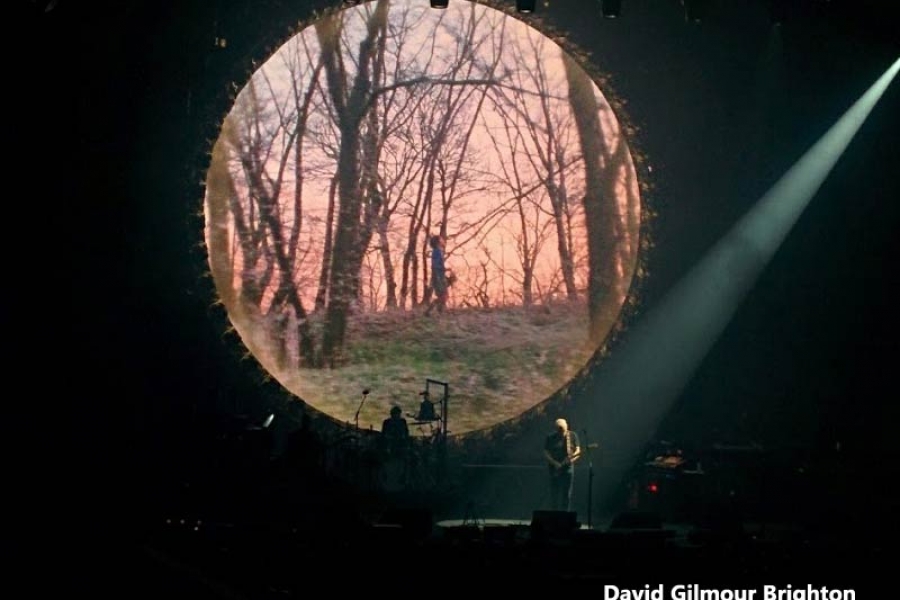 David Gilmour 5.9.2015 Brighton Centre David Gilmour 5.9.2015 Brighton