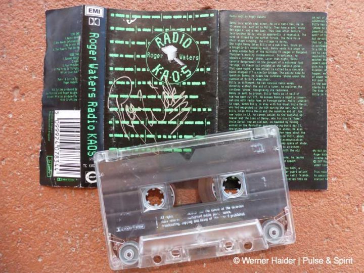 Roger Waters Radio Kaos Autogramm