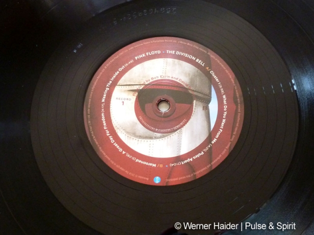 The Division Bell 20