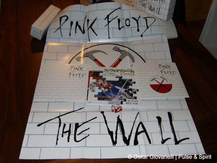 Pink Floyd The Wall Singles Box