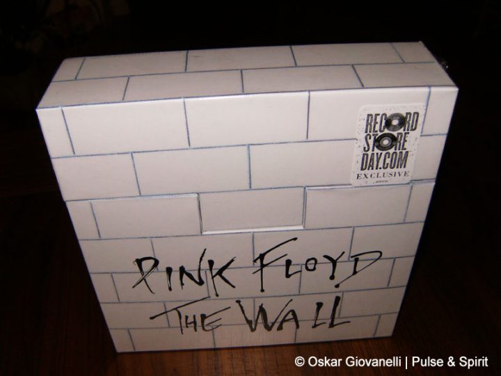 Pink Floyd The Wall Singles Box